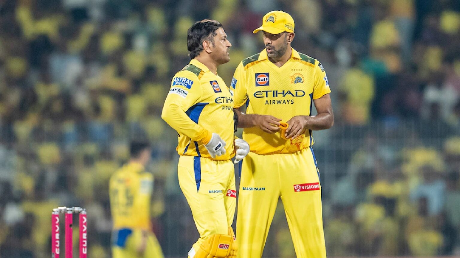 Ashwin hailed MS Dhoni