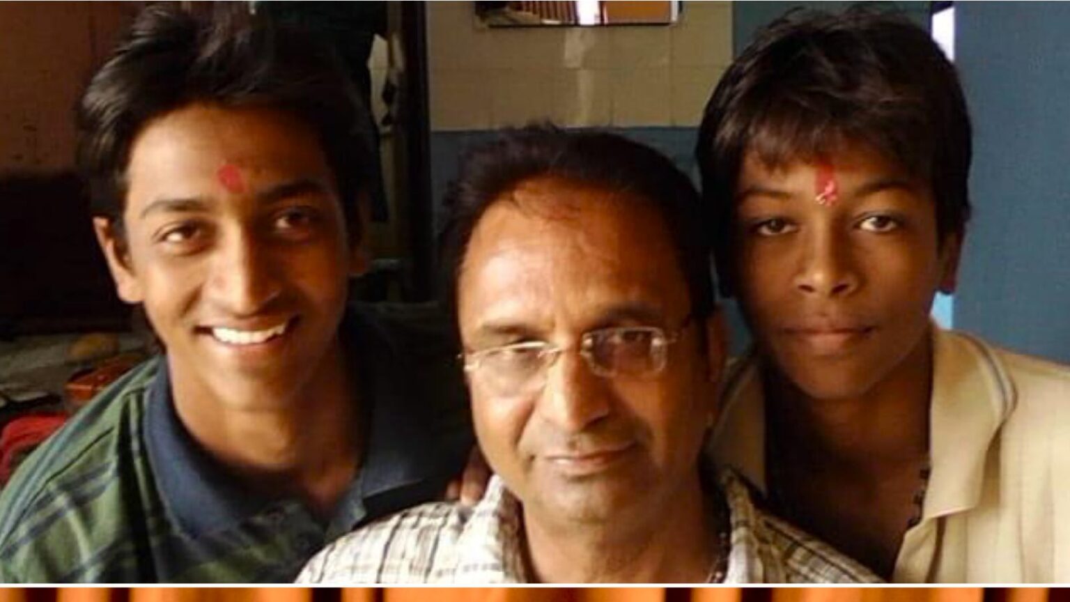 Hardik Pandya (right) with his father and brother Krunal in their younger days. (PHOTO: Hardik Pandya X)