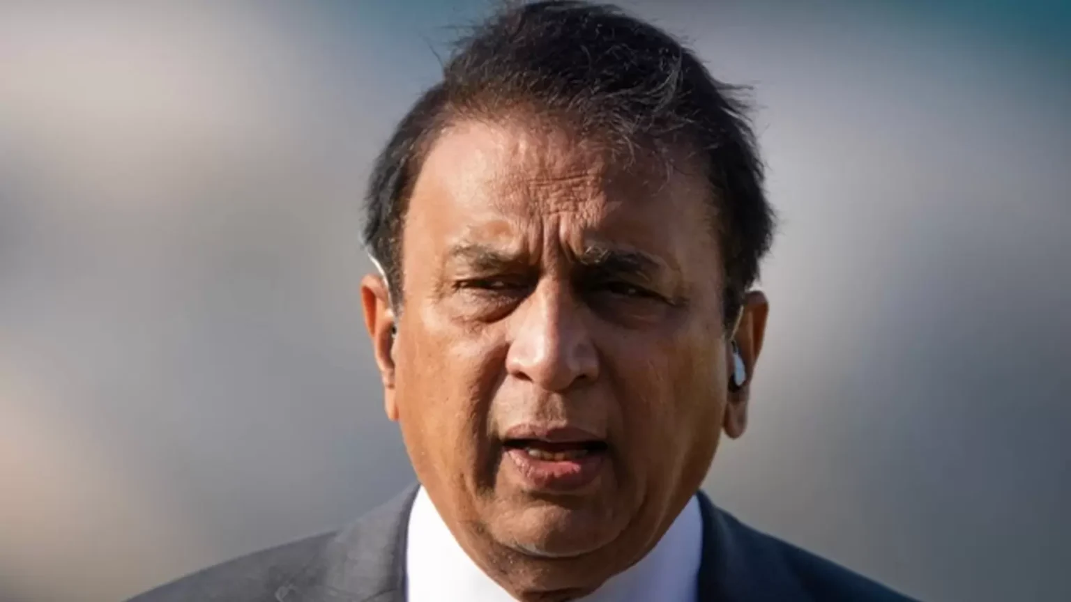 IPL 2026: Sunil Gavaskar Criticizes Overseas Players for Last-Minute Withdrawals and Late Arrivals