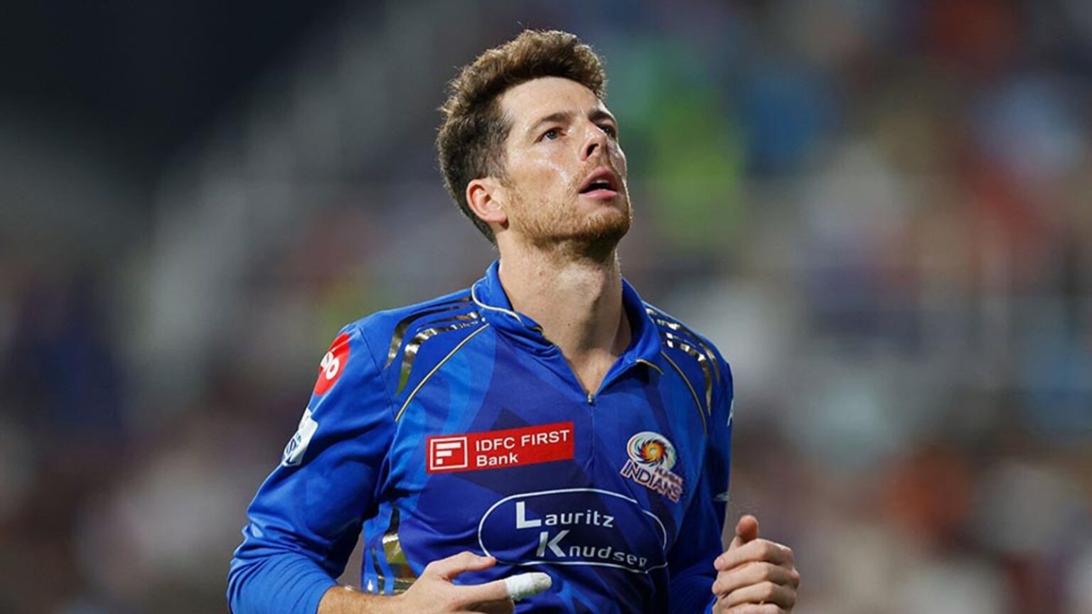 Mitchell Santner’s Absence in MI vs KKR Match 2: Here’s Why Mitchell Santner's Absence in MI vs KKR Match 2: Here's Why