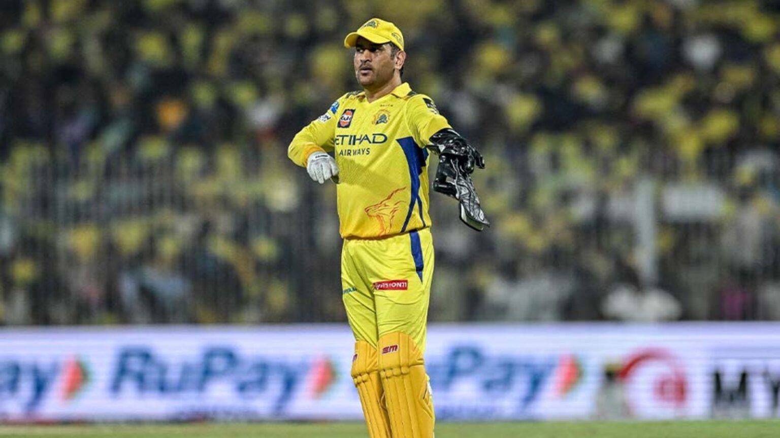 CSK Coach Confirms MS Dhoni's Return to Keeping Duties After Calf Injury