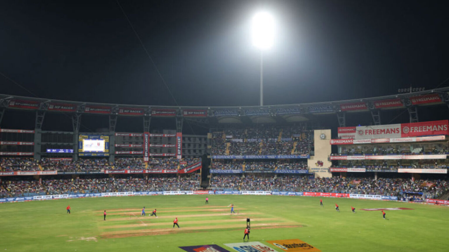 MI vs CSK: IPL 2026 Stats and Records at Wankhede Stadium, Mumbai