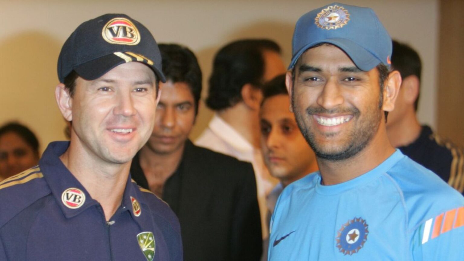 MS Dhoni vs Ricky Ponting: A Comparison of Captains