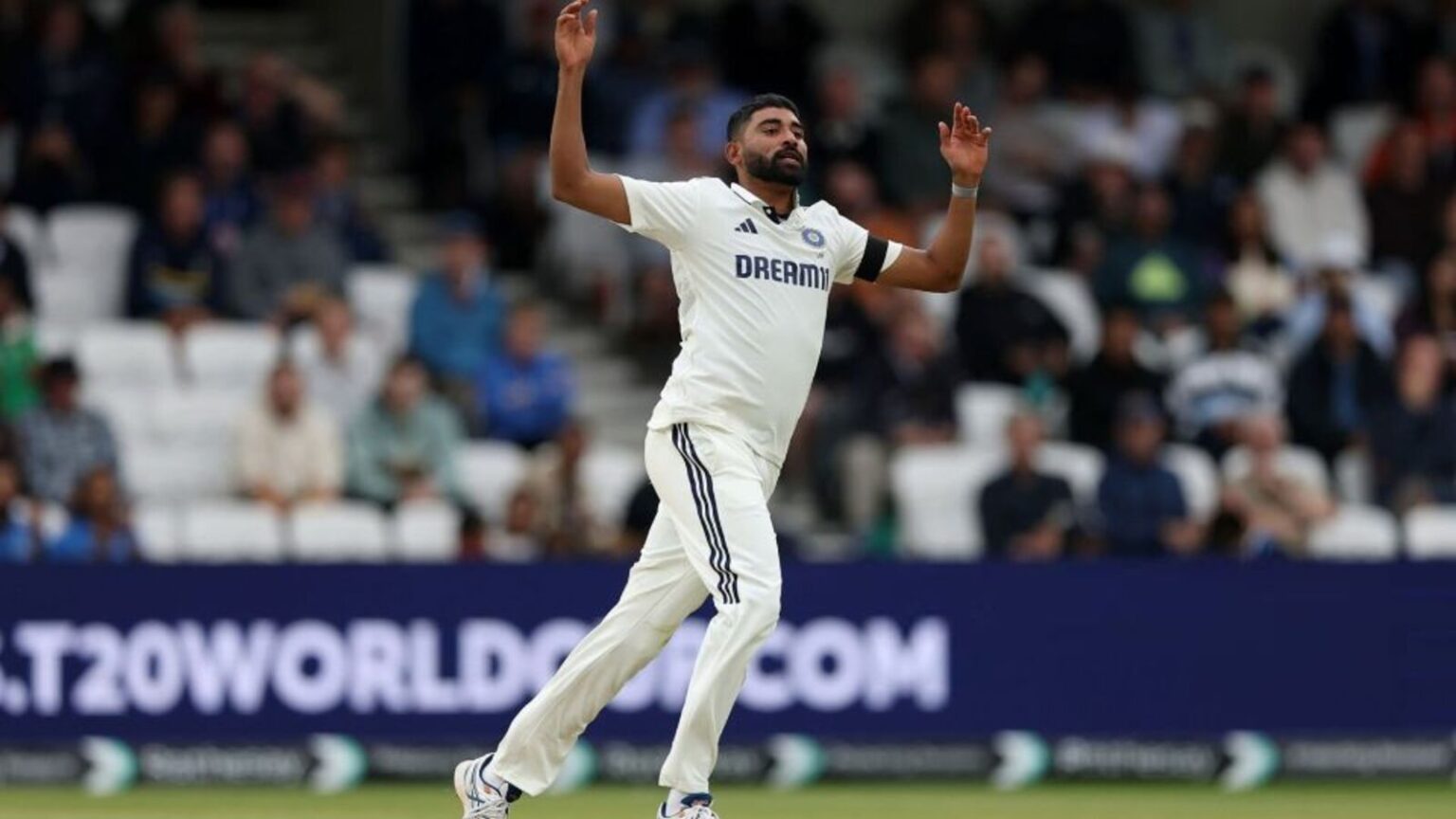 Mohammed Siraj Uncertain for Afghanistan Test; Aquib Nabi Likely Replacement